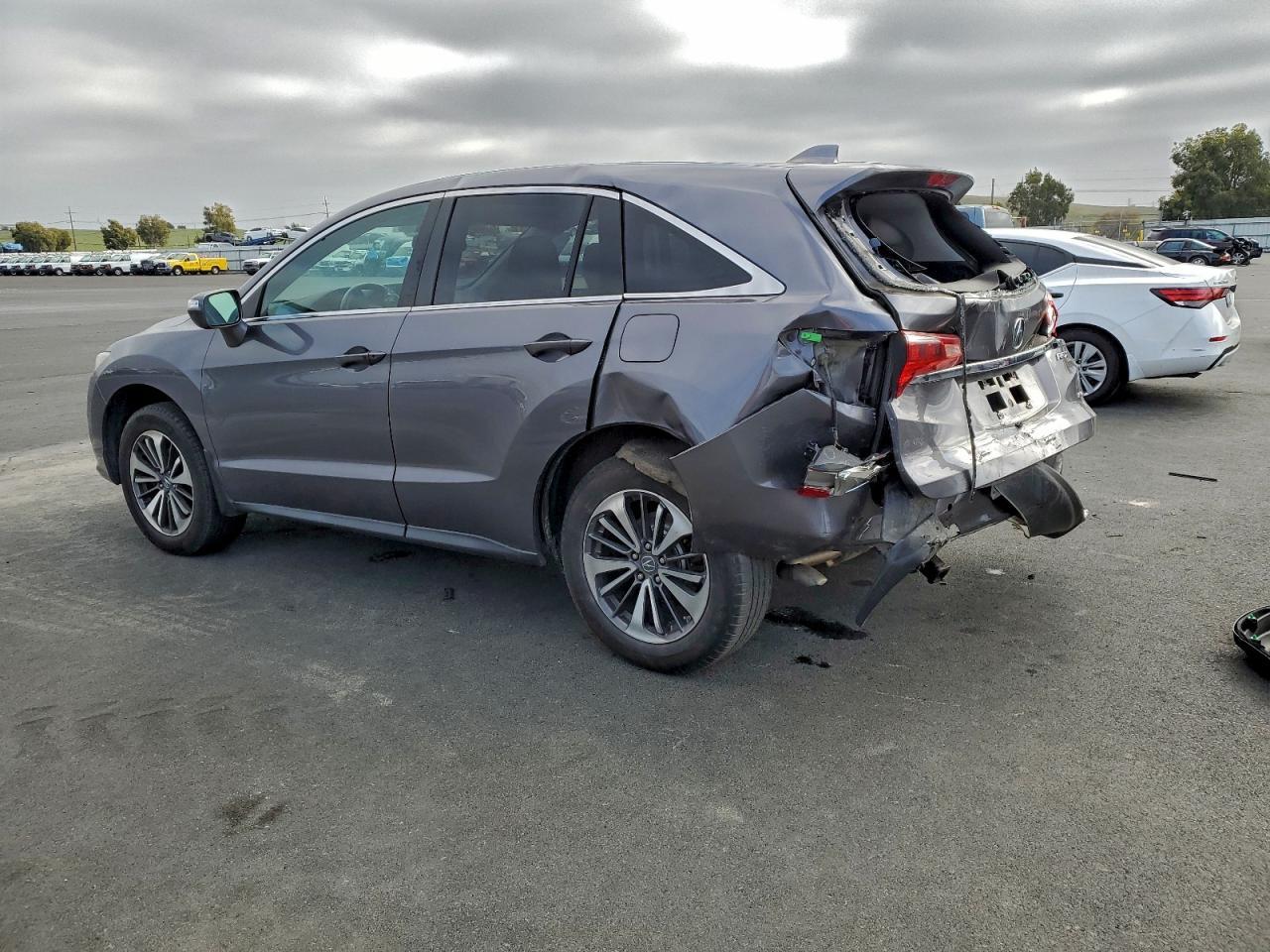 2017 Acura Rdx Advance - Фото 2