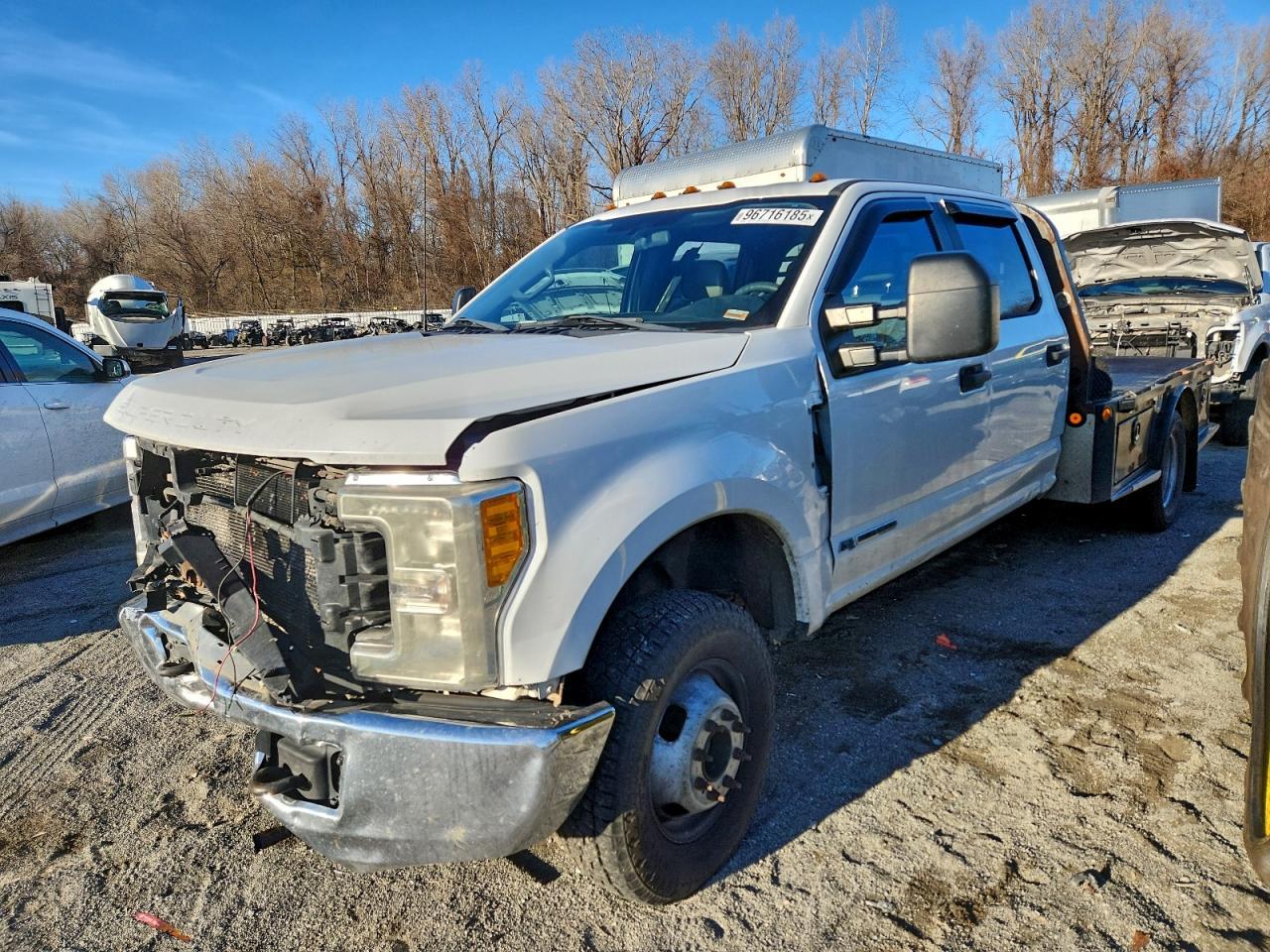 2018 Ford F350 Truck Cab And Chassis - Фото 2