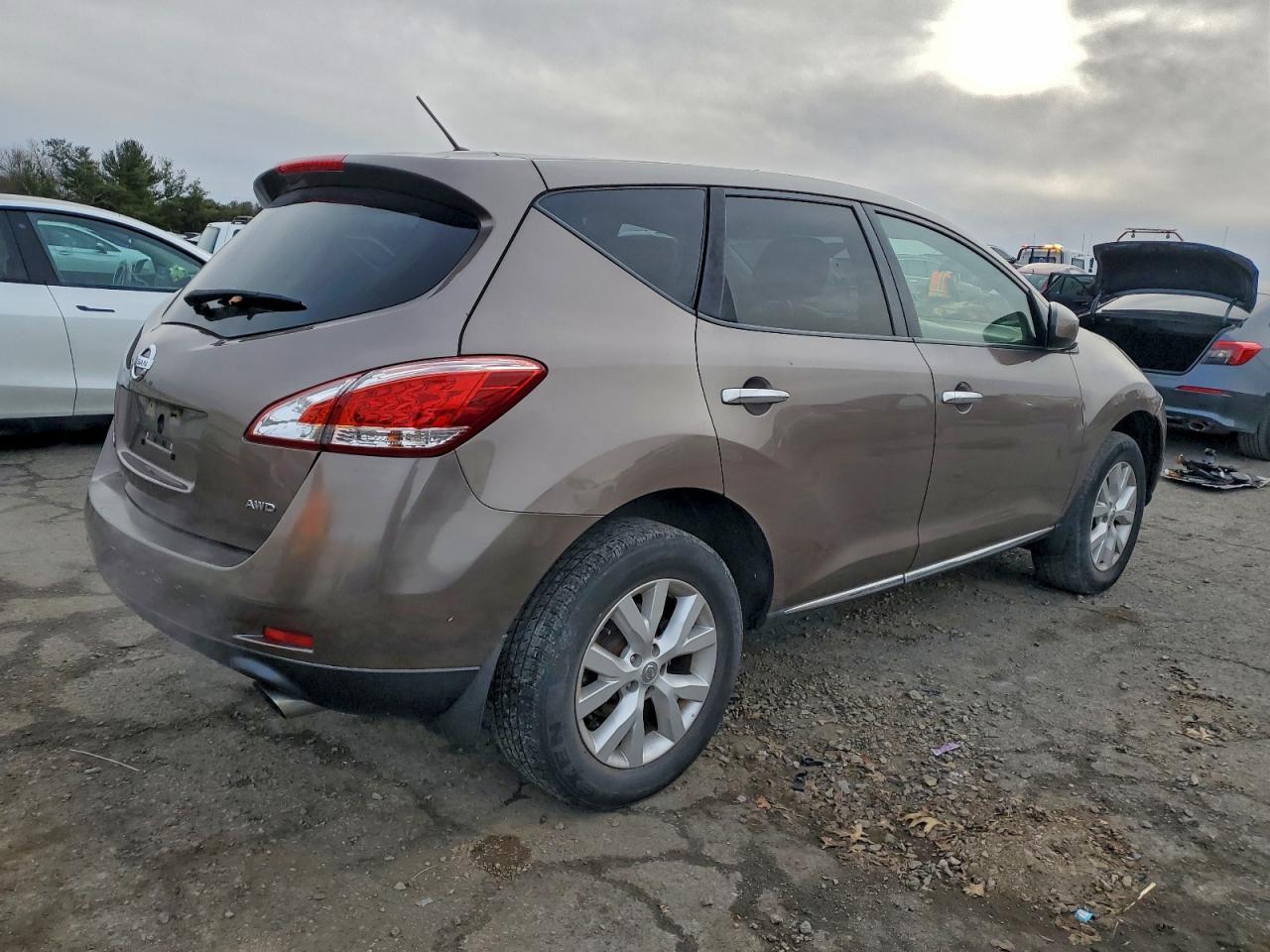 2012 Nissan Murano S - Фото 3