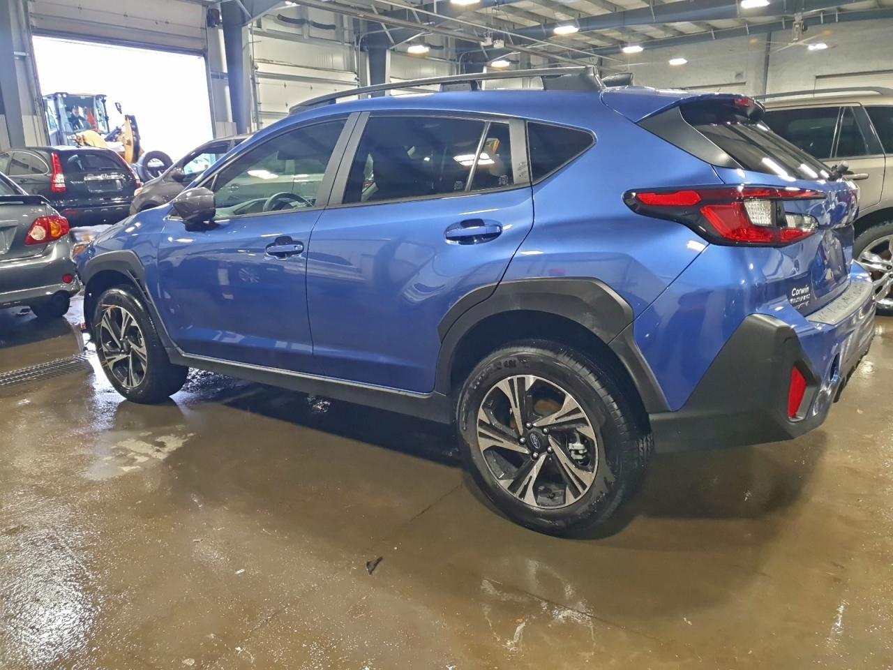 2025 Subaru Crosstrek Premium - Фото 2