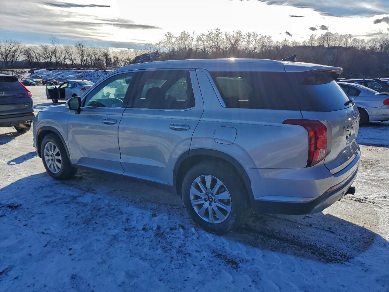 2025 Hyundai Palisade Sel - Image 2