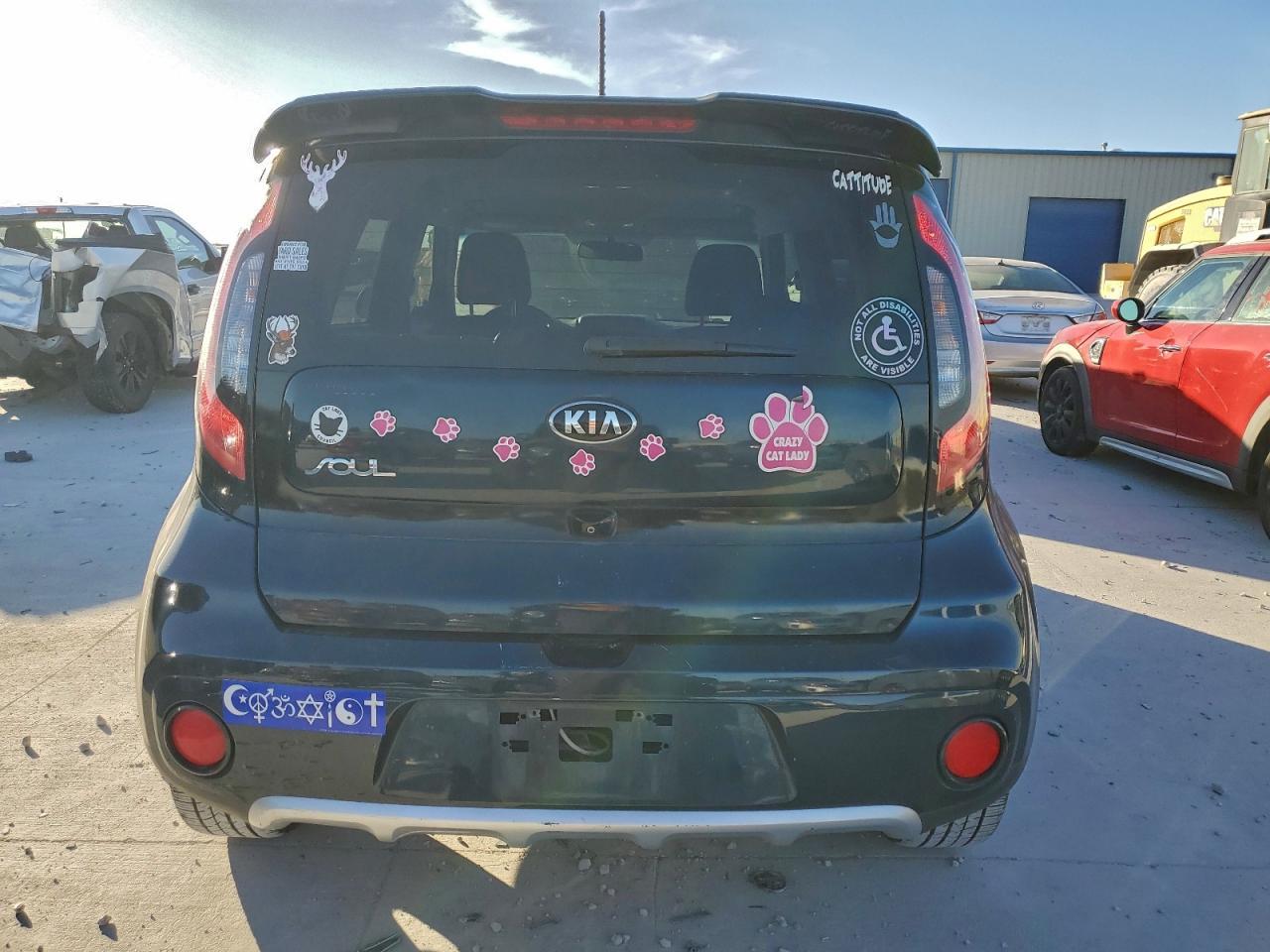 2017 Kia Soul + - Image 6