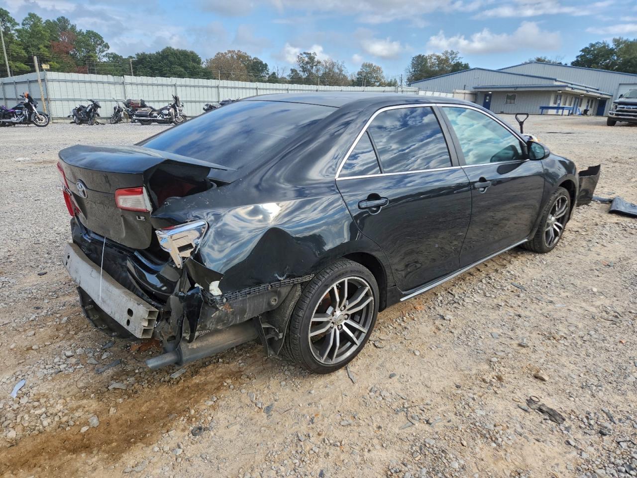 2012 Toyota Camry - Фото 3