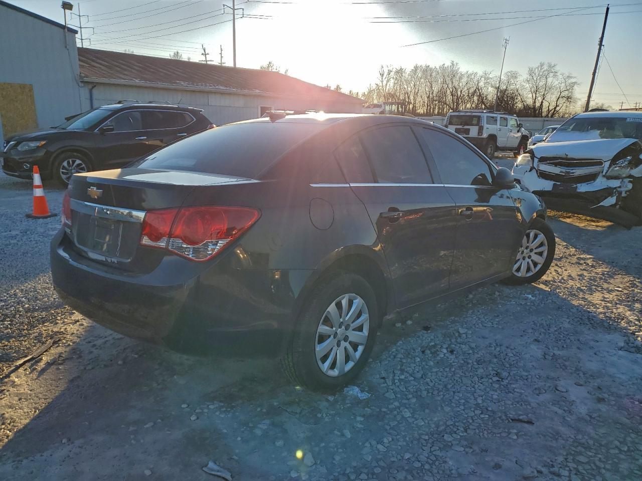 2011 Chevrolet Cruze Ls - Фото 3