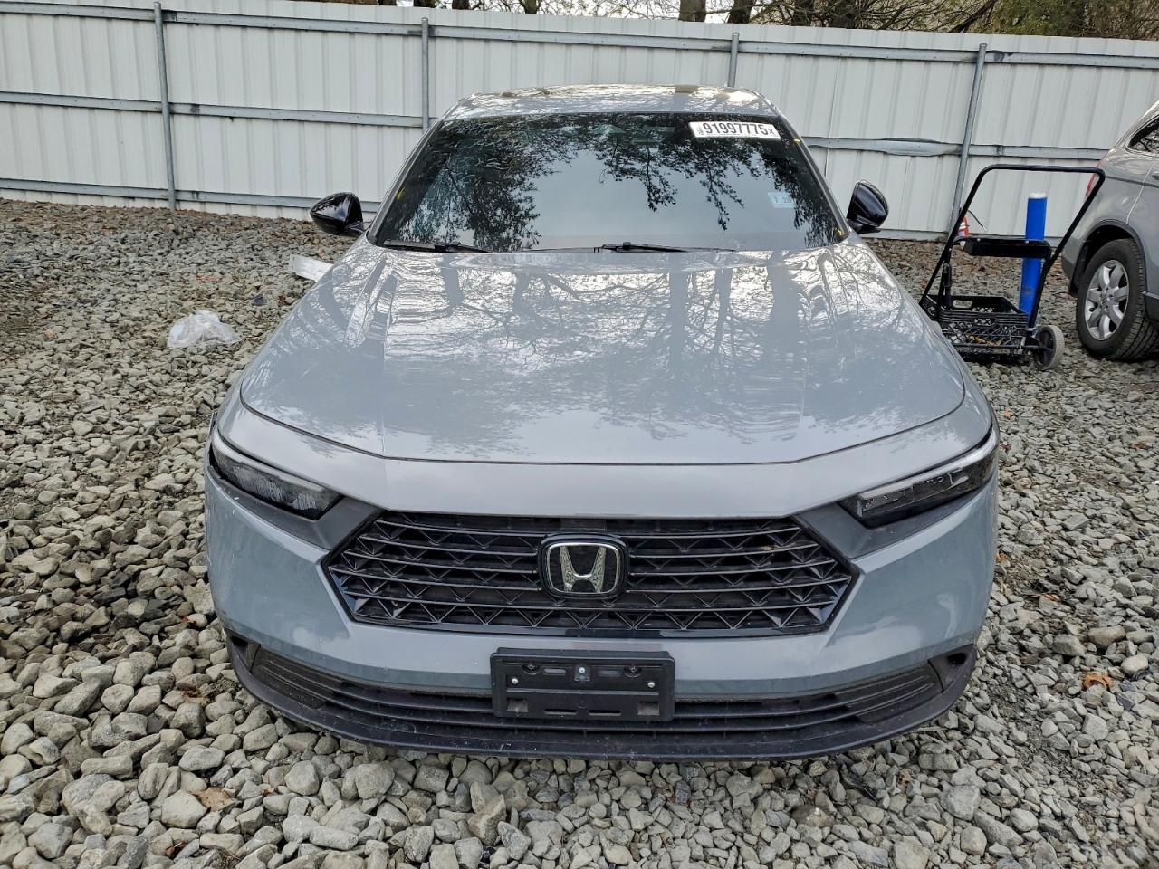 2023 Honda Accord Hybrid Sport - Image 5