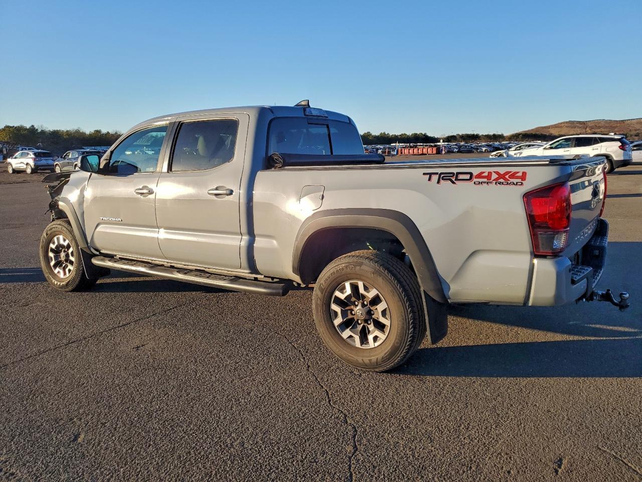 2019 Toyota Tacoma Double Cab - Image 2