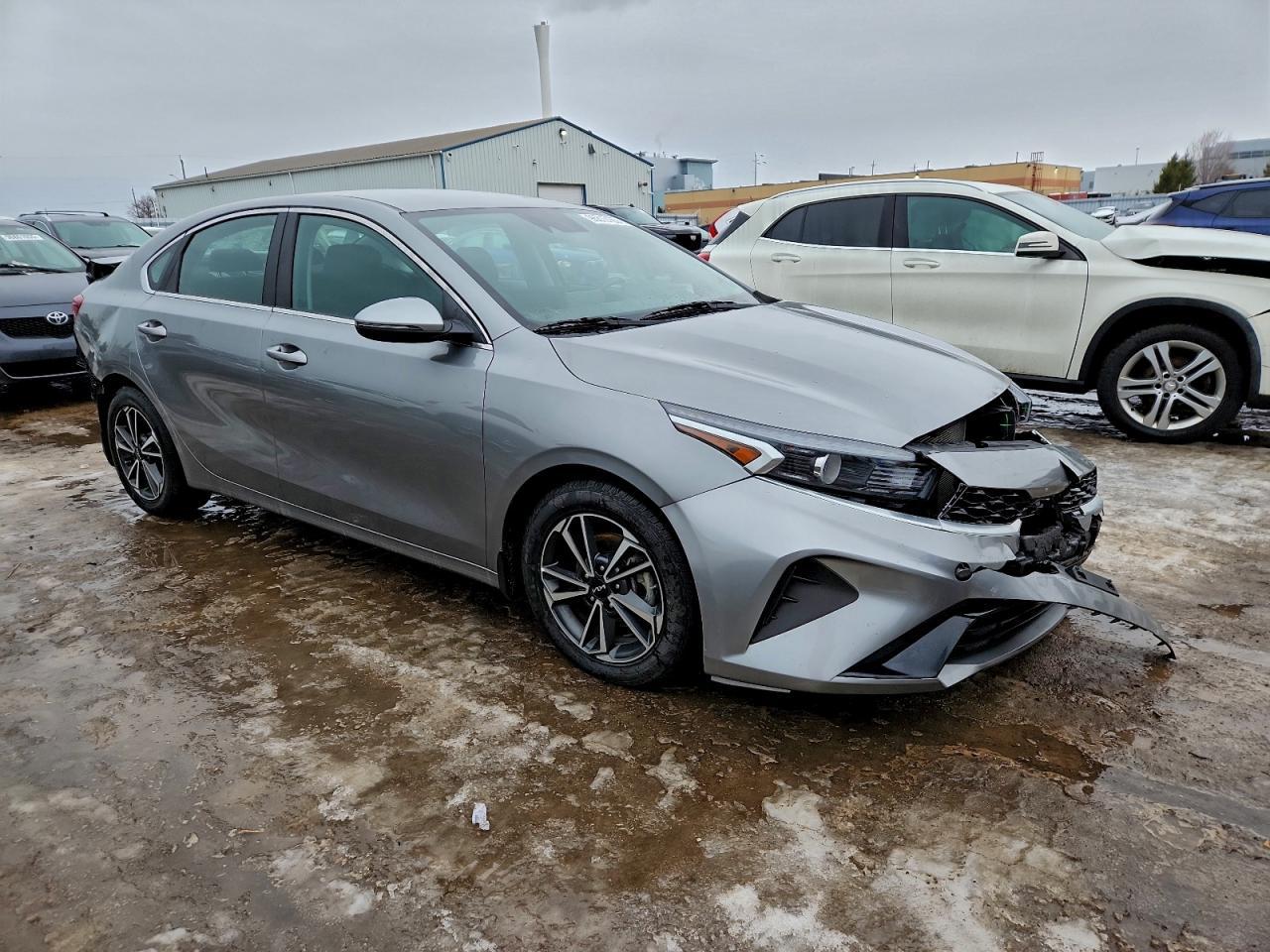 2022 Kia Forte Gt Line - Фото 4