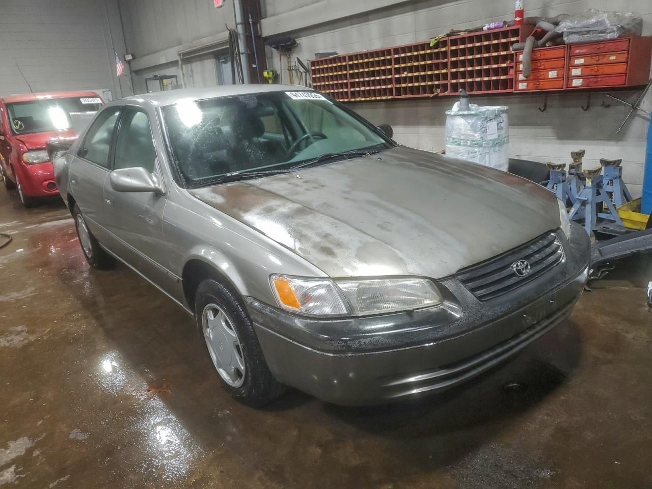 1998 Toyota Camry Ce - Фото 4