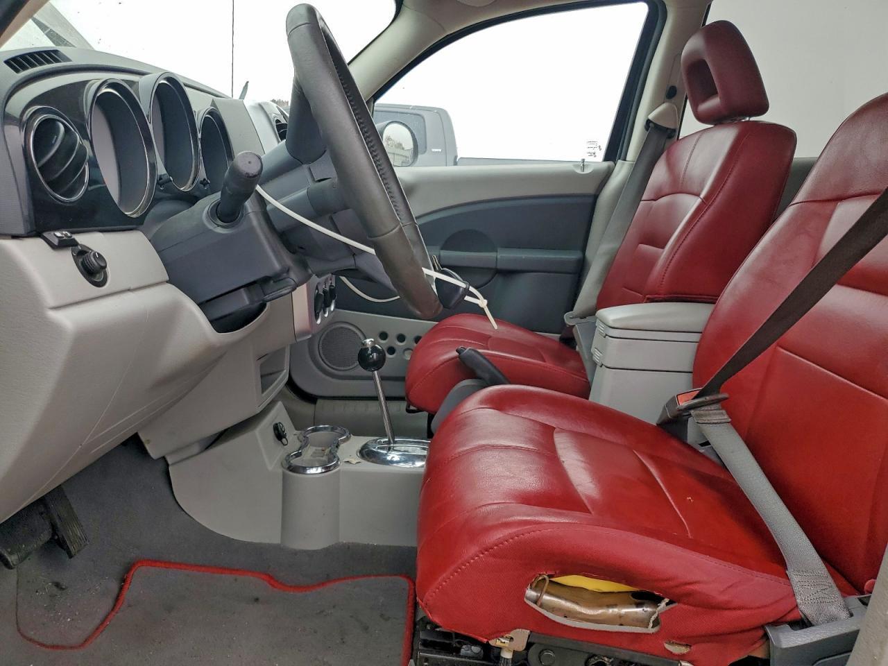 2010 Chrysler Pt Cruiser - Image 7