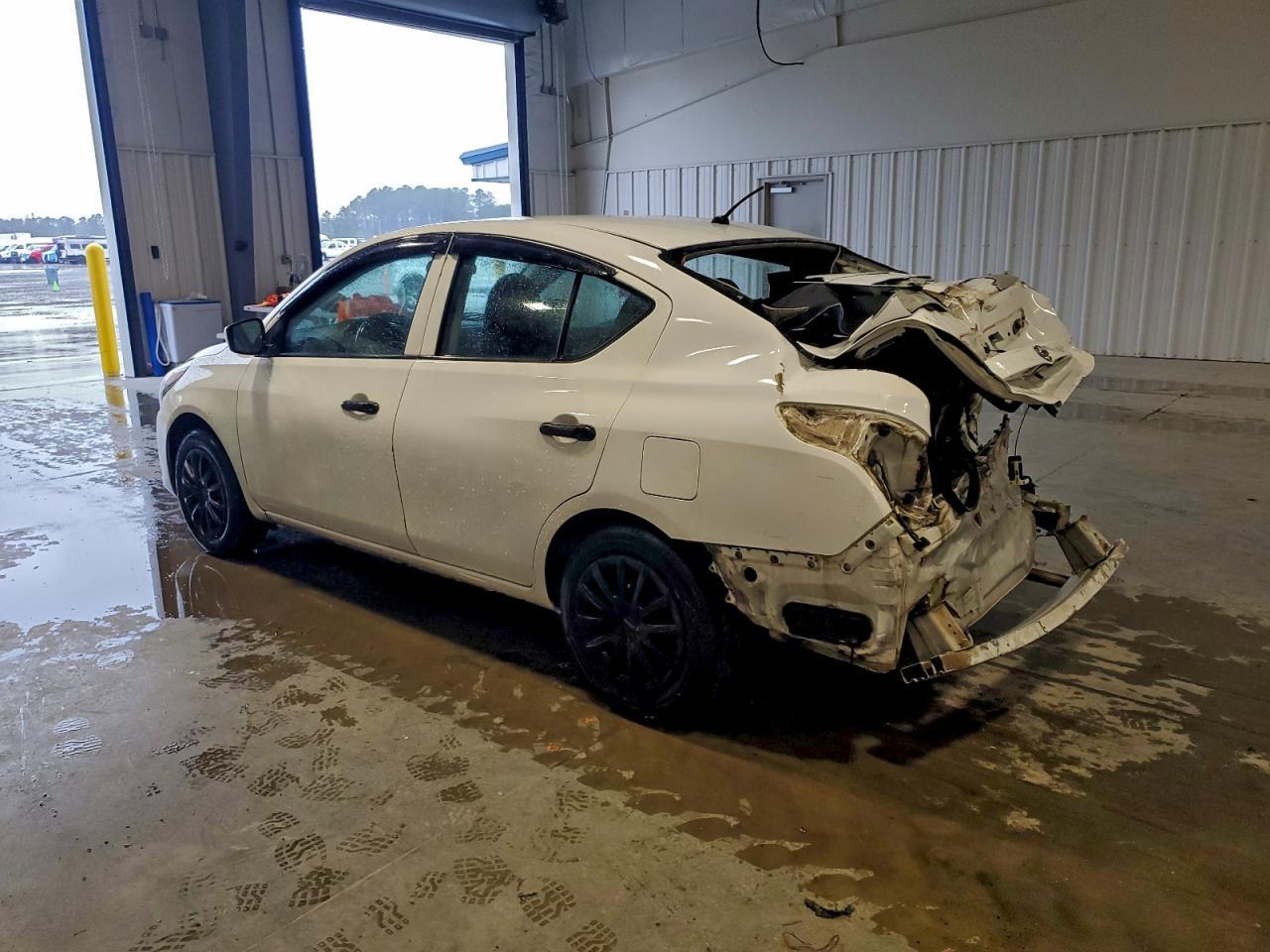 2017 Nissan Versa S - Image 2