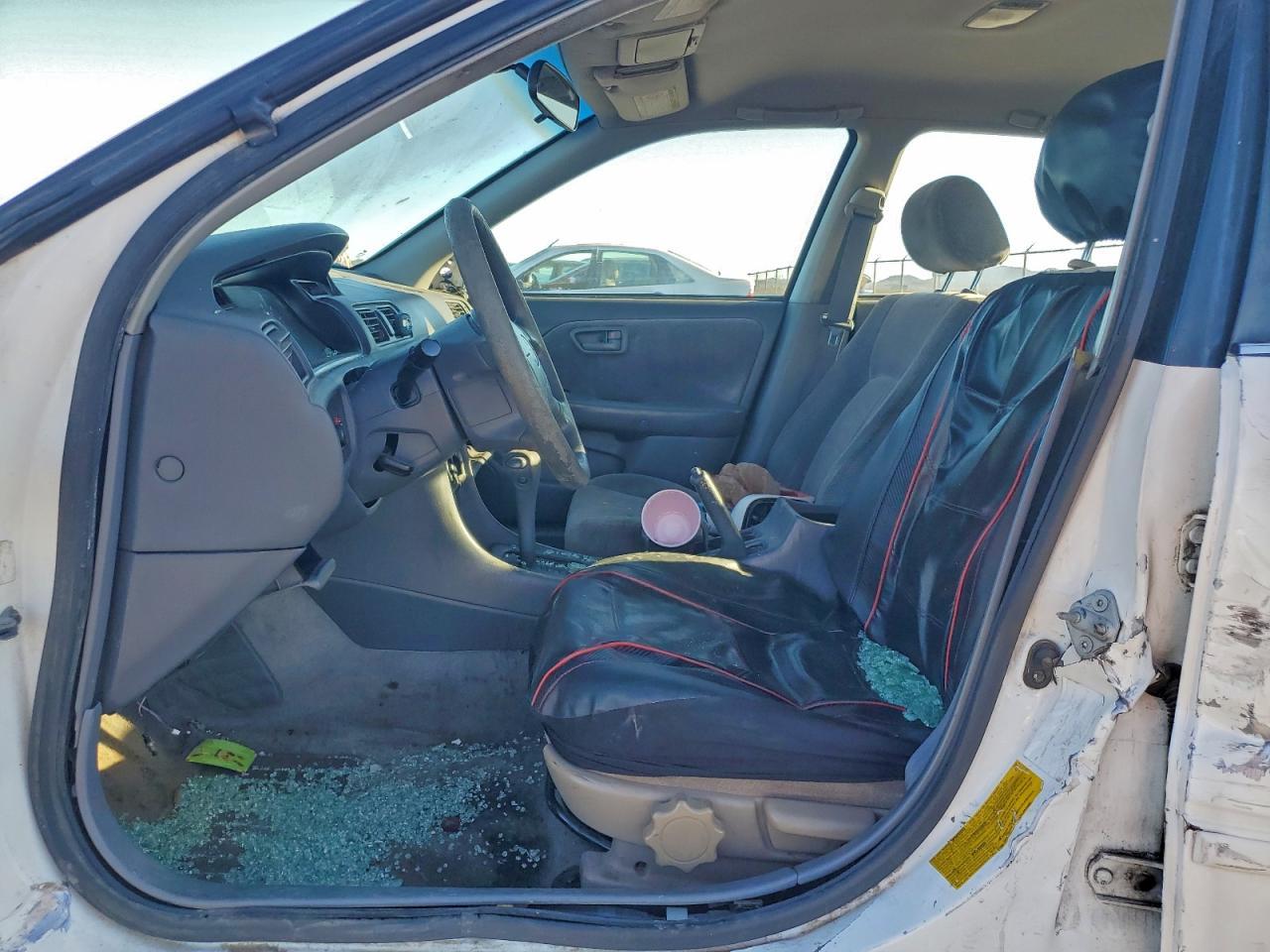 1998 Toyota Camry Le - Фото 7