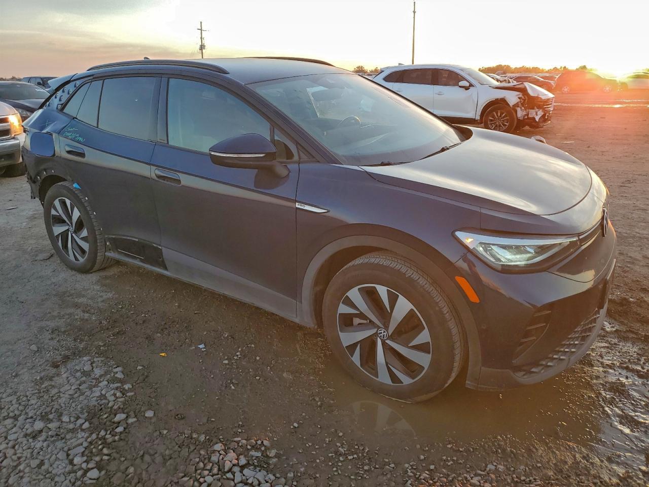 2023 Volkswagen Id.4 Pro - Image 4