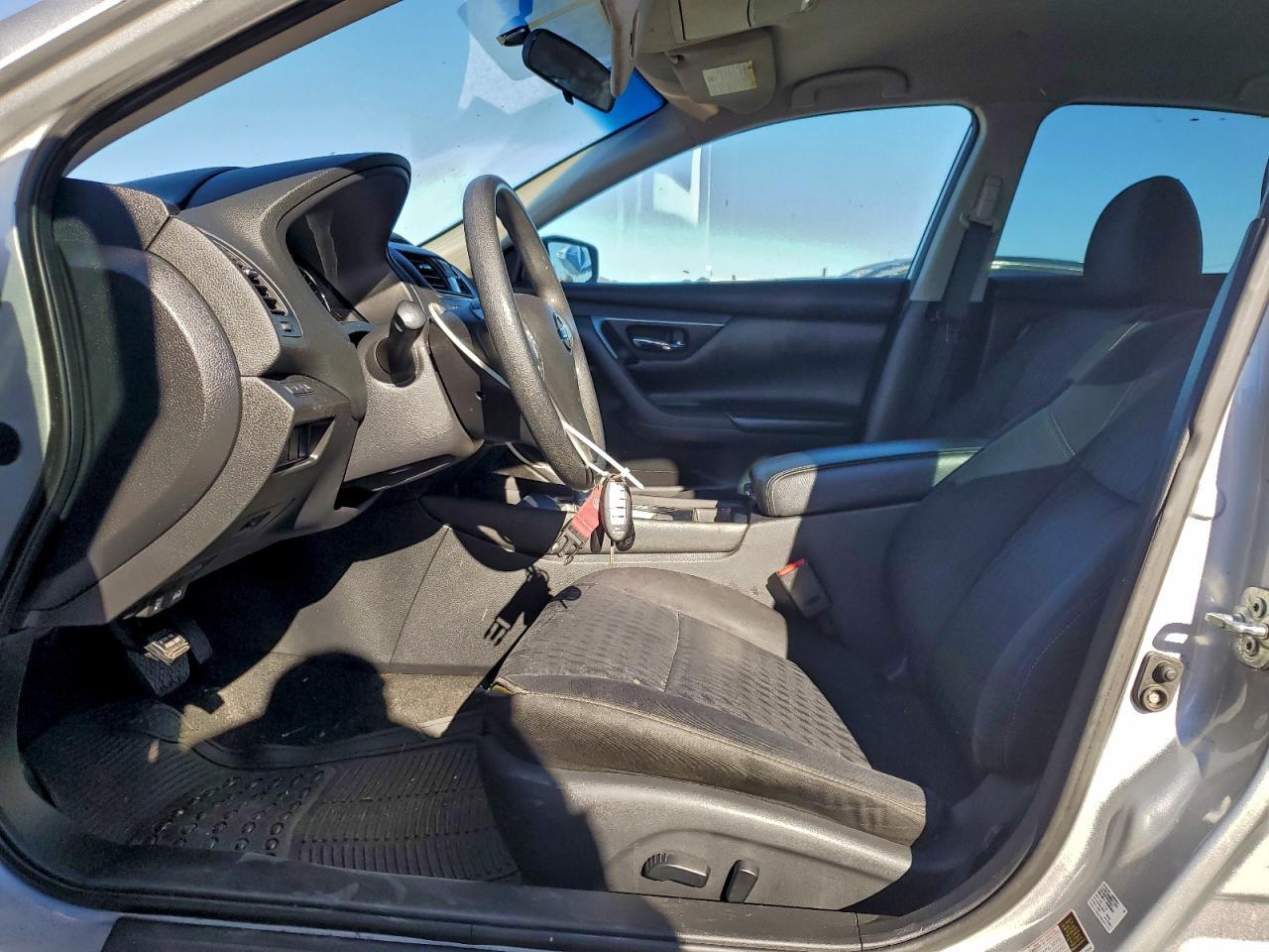 2018 Nissan Altima 2.5 - Image 7