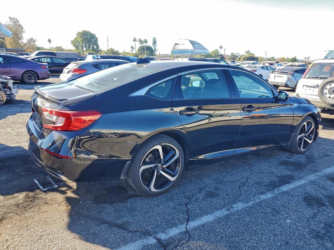 2019 Honda Accord Sport - Image 3
