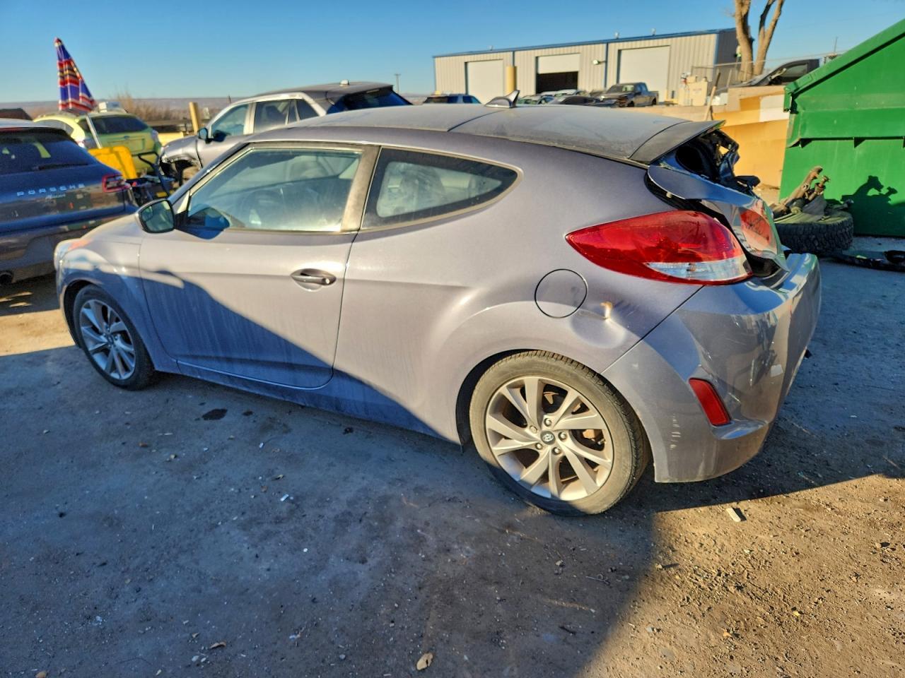 2017 Hyundai Veloster - Image 2