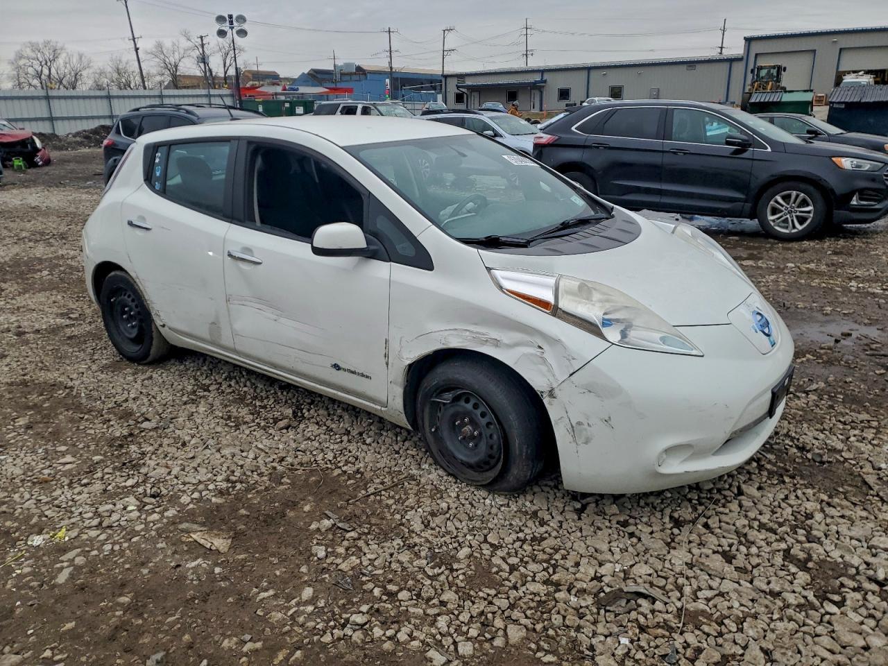 2013 Nissan Leaf S - Фото 4