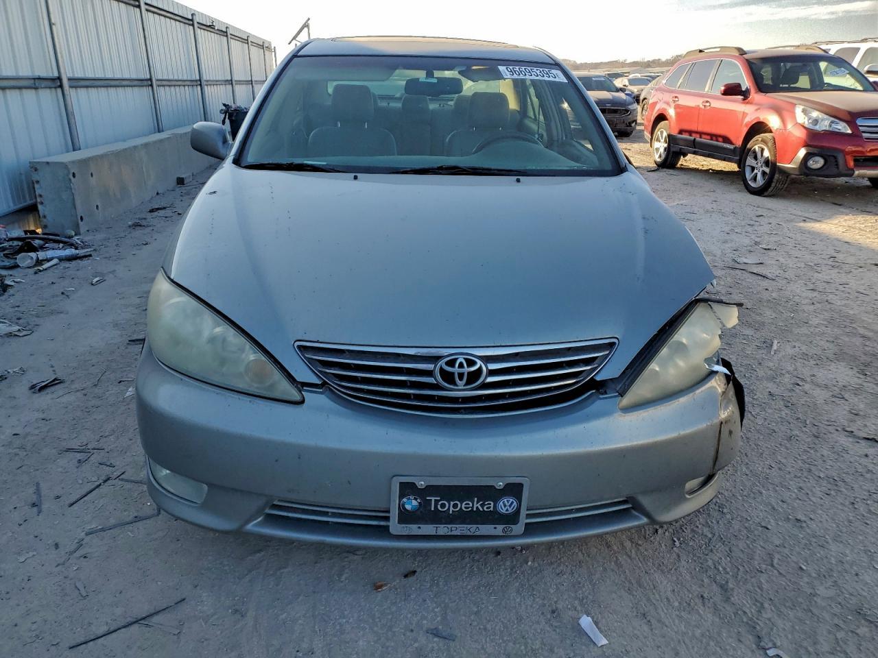 2005 Toyota Camry Le - Фото 5