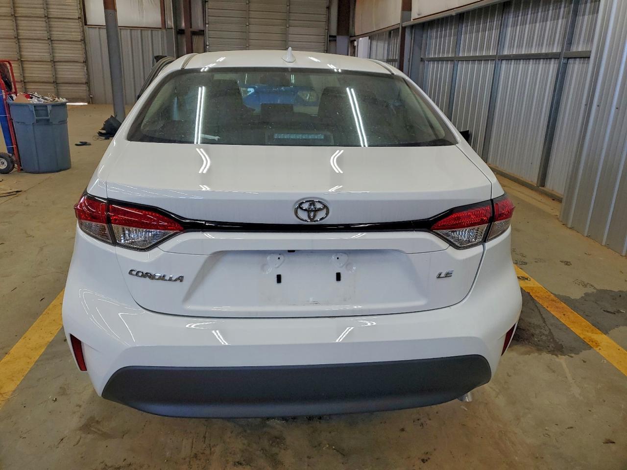 2025 Toyota Corolla Le - Фото 6