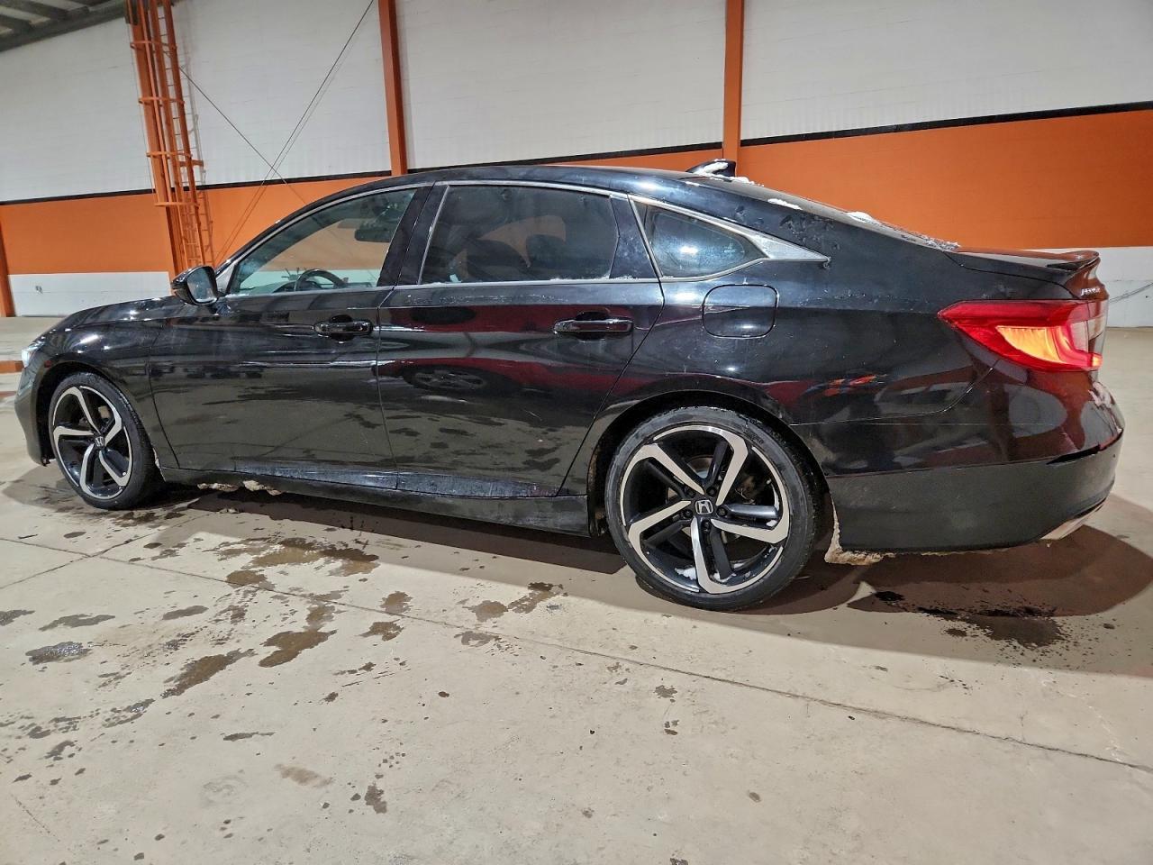 2018 Honda Accord Sport - Image 2