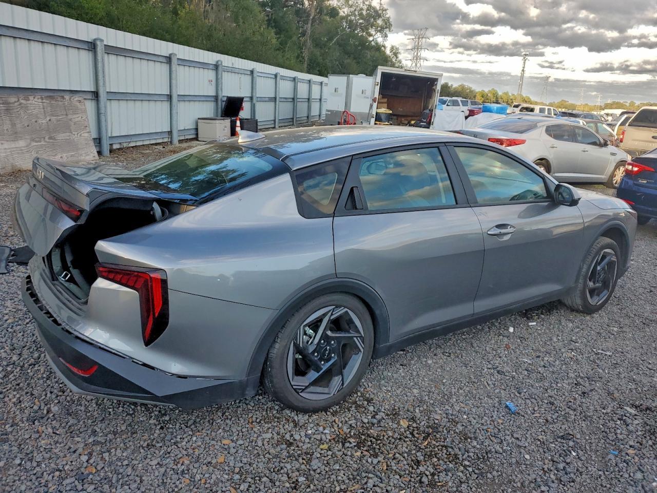 2025 Kia K4 Ex - Фото 3