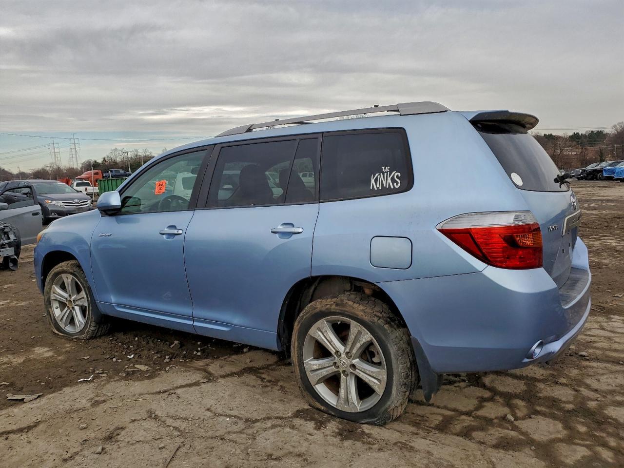 2008 Toyota Highlander Sport - Image 2