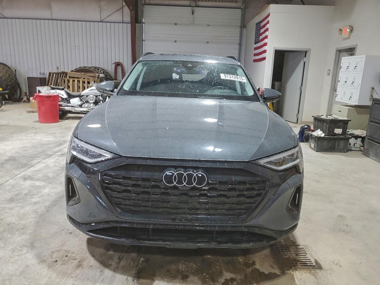 2024 Audi Q8 E-Tron Premium Plus - Image 5