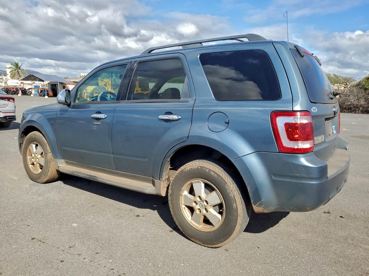 2012 Ford Escape - Фото 2