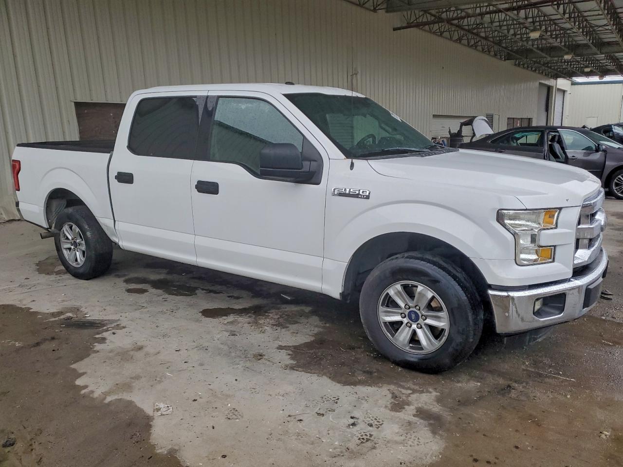 2016 Ford F150 Supercrew - Image 4
