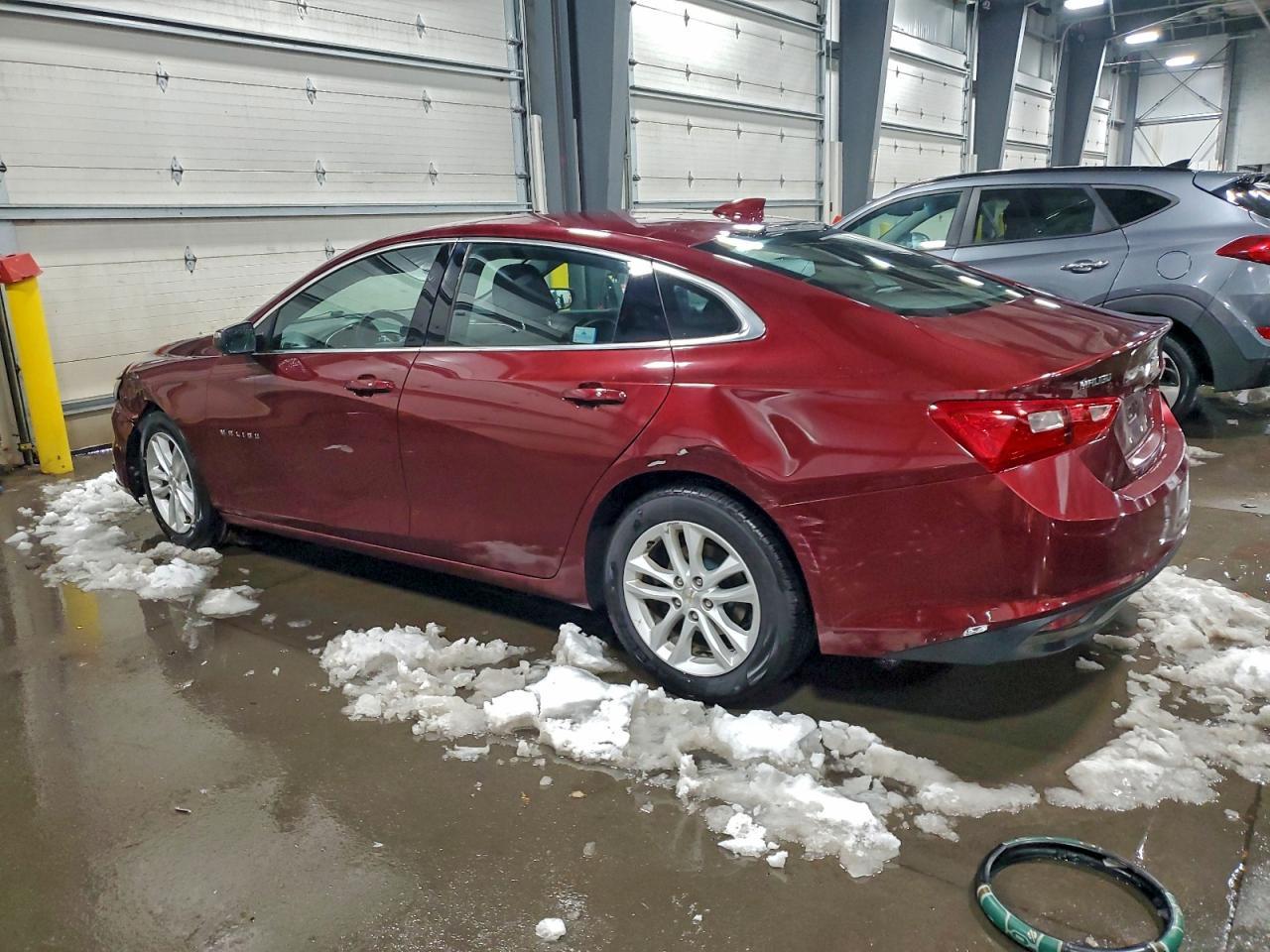 2016 Chevrolet Malibu Lt - Фото 2
