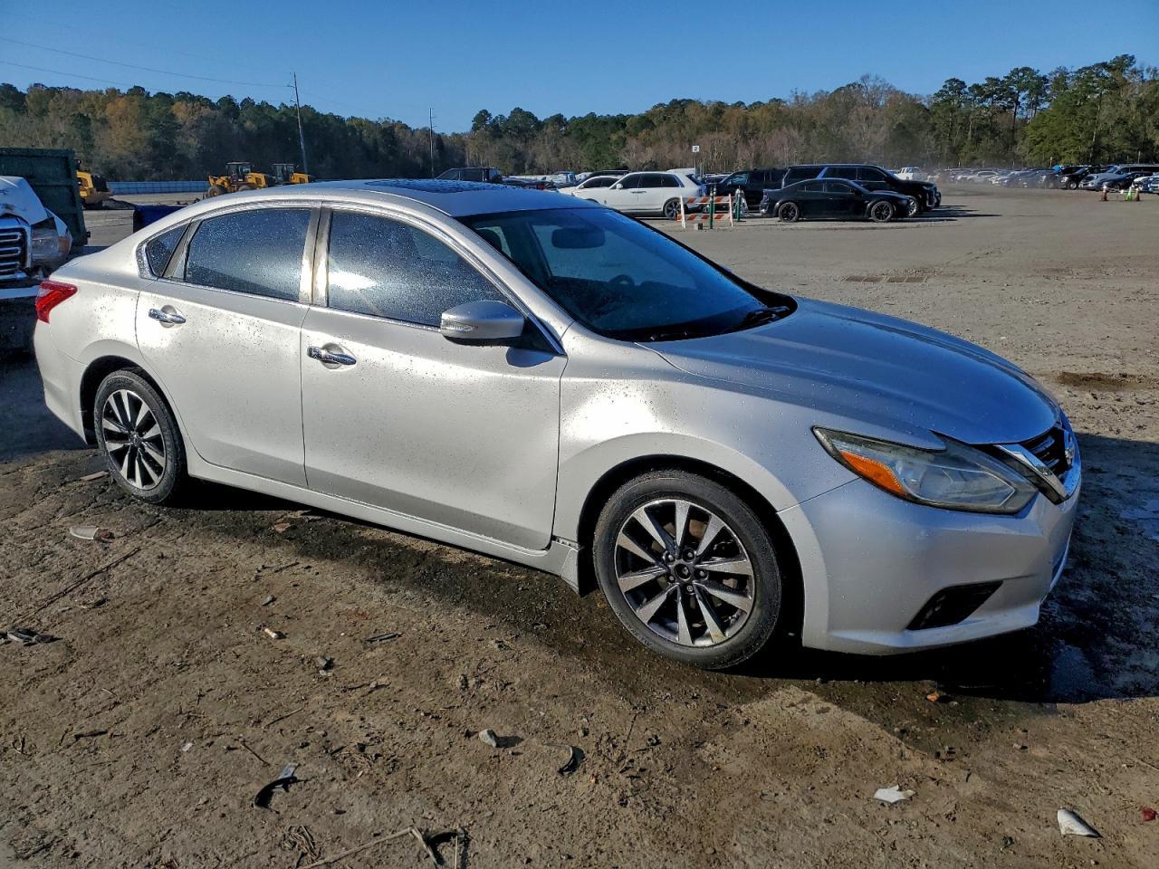 2017 Nissan Altima 2.5 Sv - Фото 4