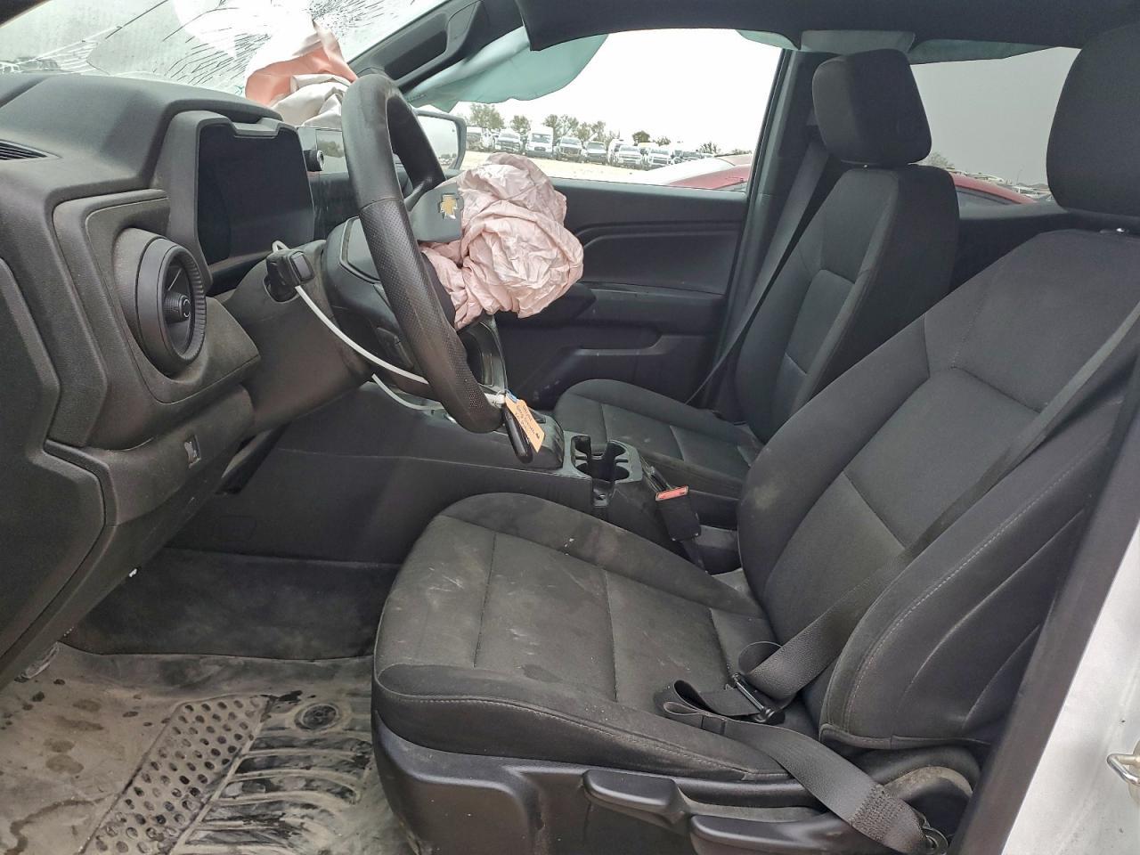 2023 Chevrolet Colorado - Image 7