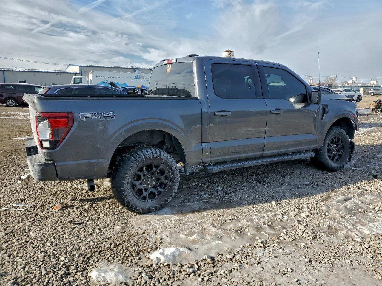 2024 Ford F150 Xlt - Фото 3