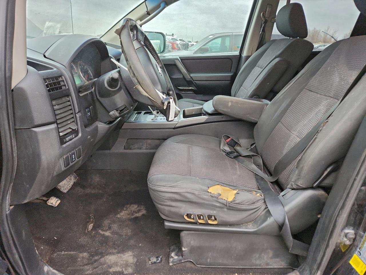 2010 Nissan Titan Xe - Фото 7