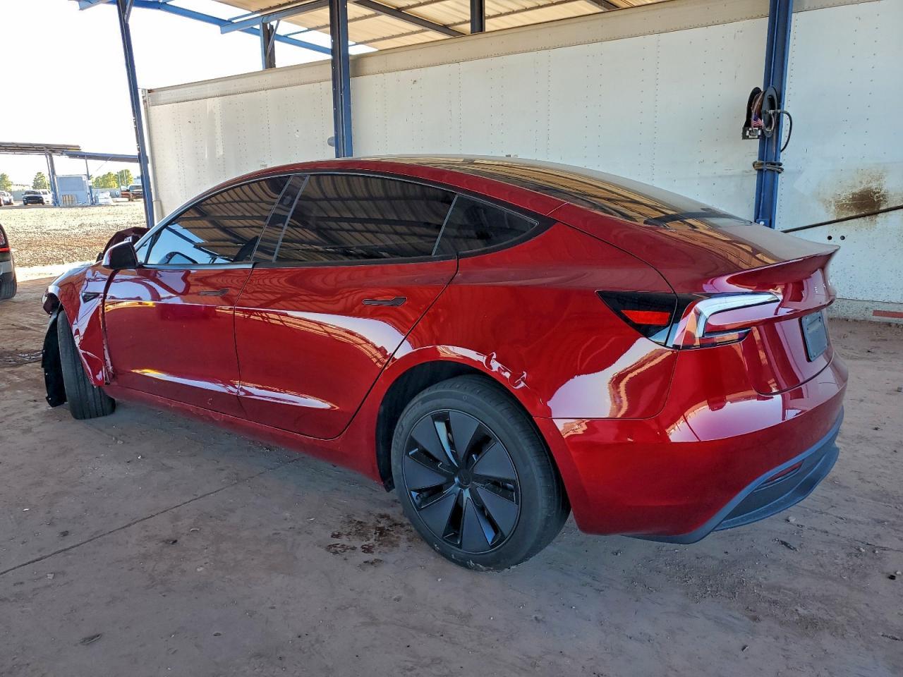 2024 Tesla Model 3 - Фото 2