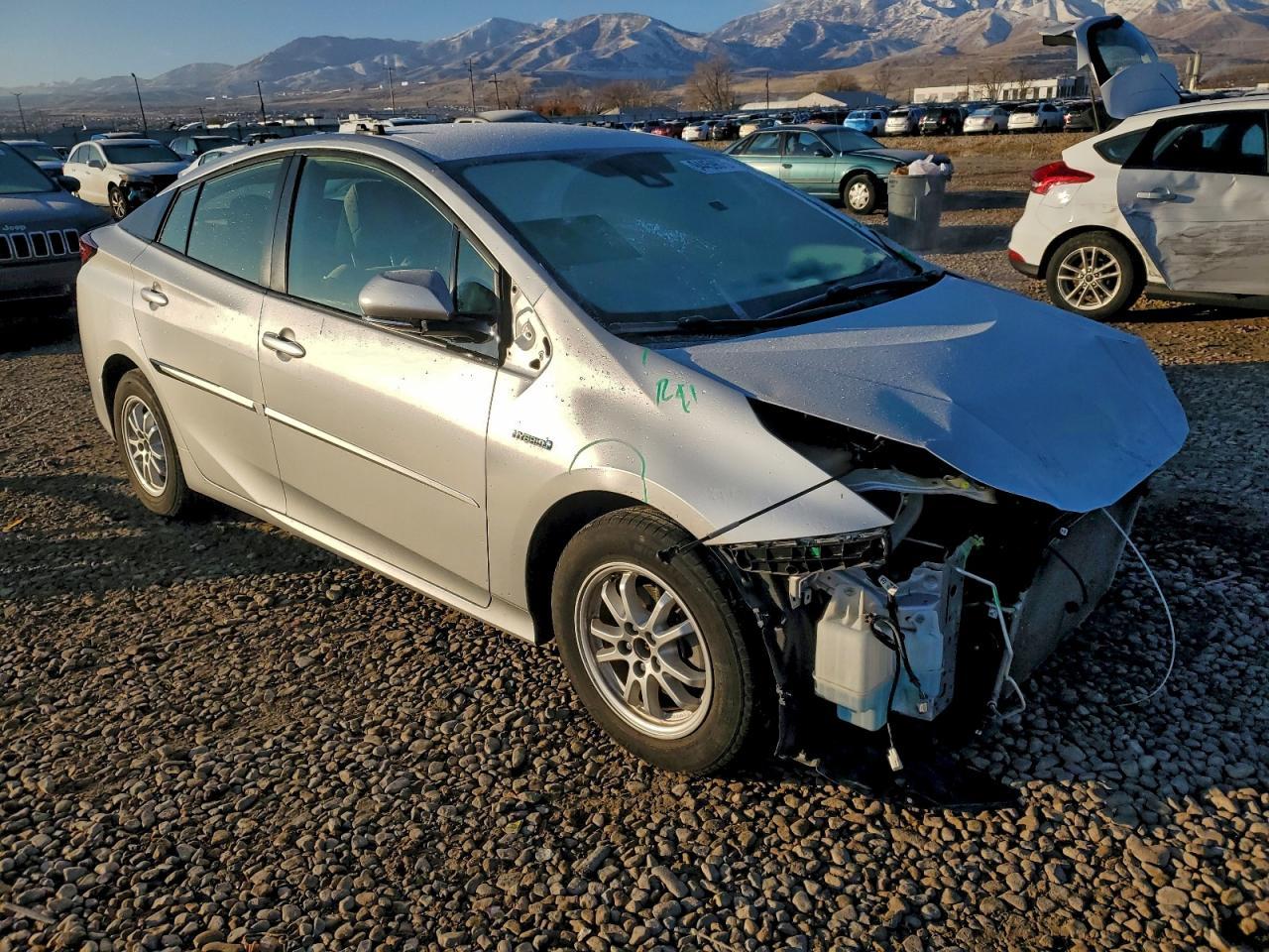 2019 Toyota Prius - Image 4