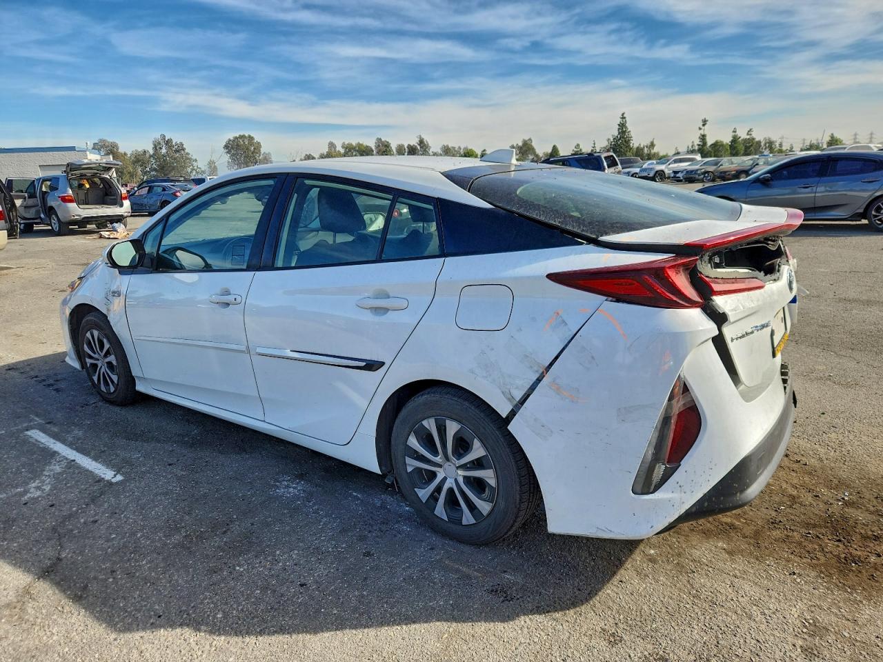 2021 Toyota Prius Prime Le - Image 2