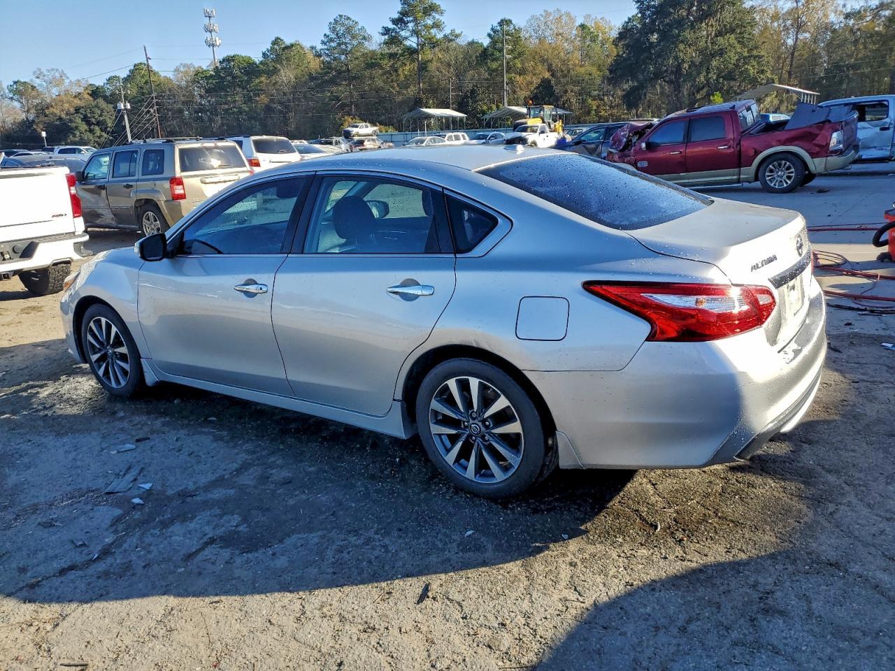 2017 Nissan Altima 2.5 Sv - Фото 2