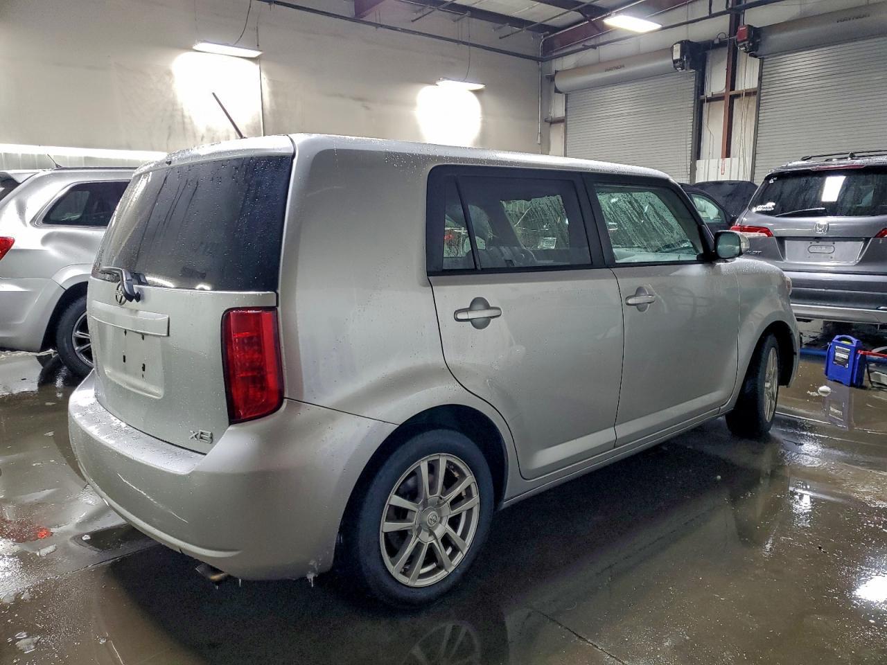 2008 Scion Xb Base - Фото 3