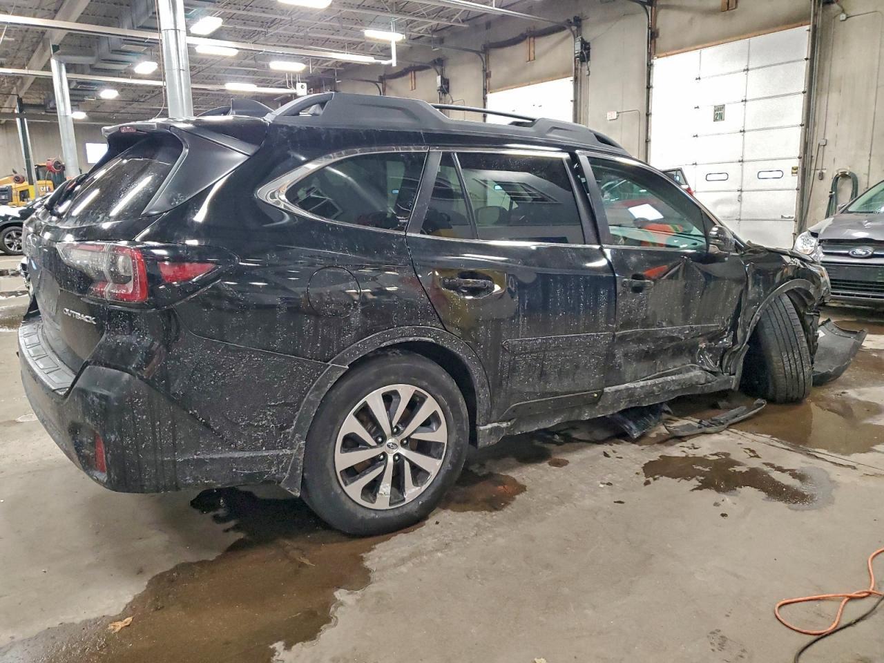 2021 Subaru Outback Premium - Фото 3