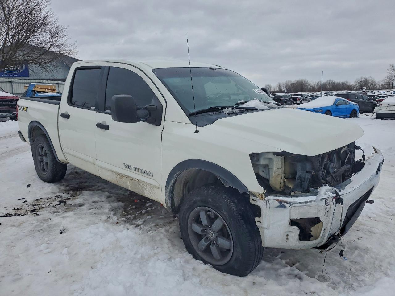 2015 Nissan Titan S - Фото 4