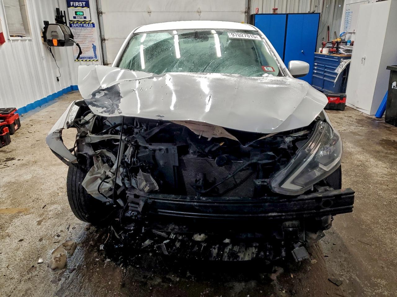 2018 Nissan Sentra S - Фото 5