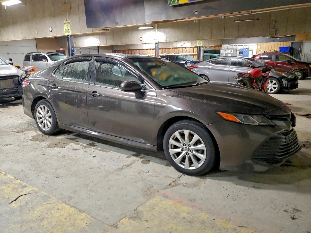 2018 Toyota Camry L - Фото 4