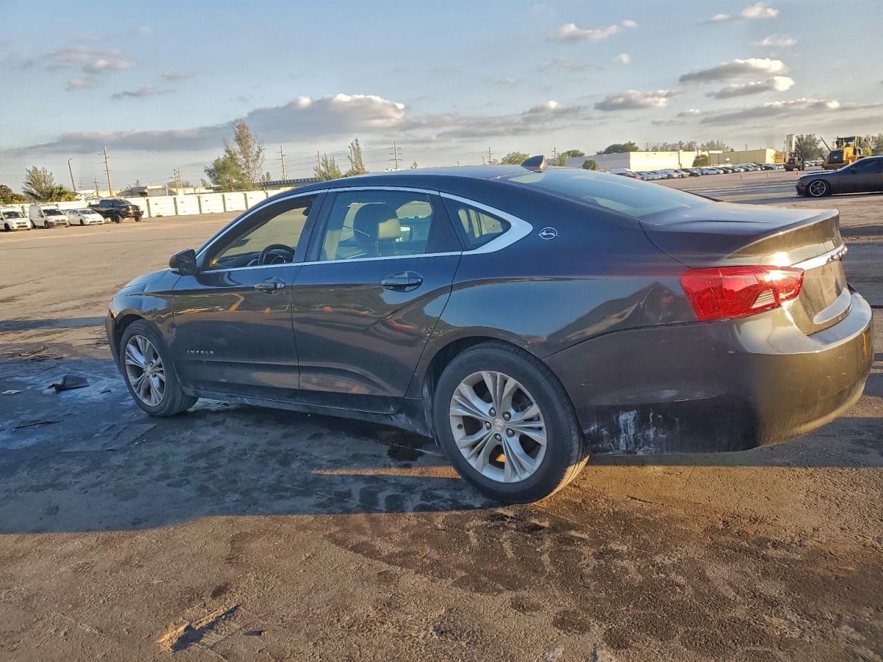 2014 Chev Impala Lt - Image 2