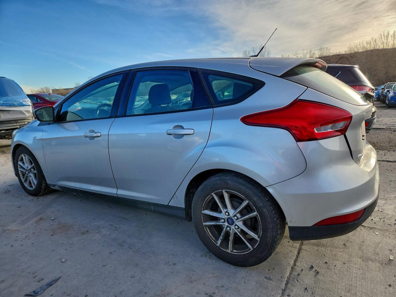 2018 Ford Focus Se - Фото 2