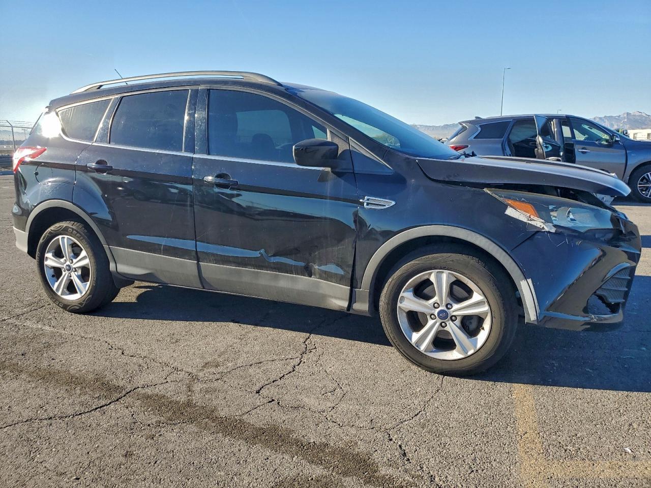 2016 Ford Escape Se - Фото 4