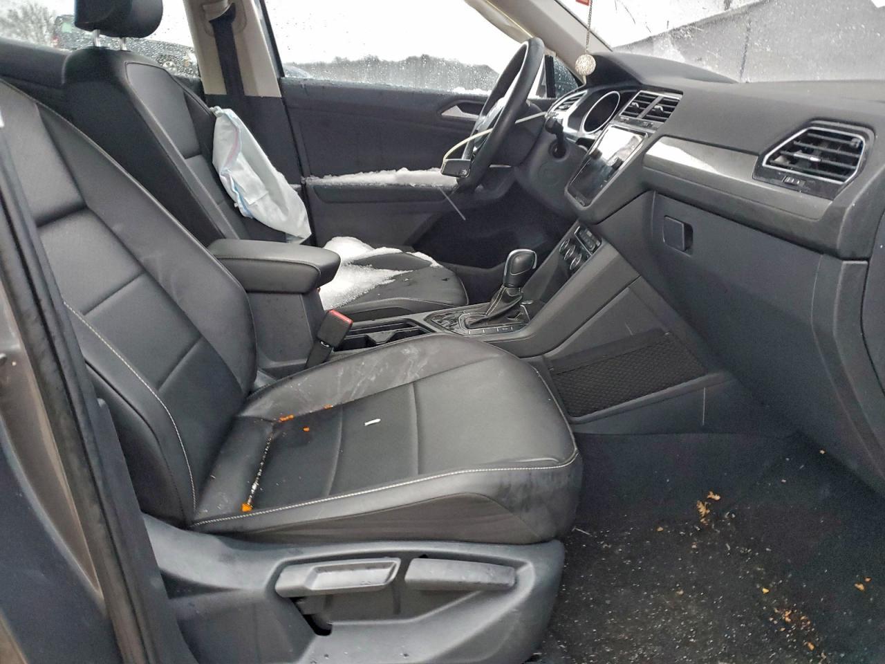 2021 Volkswagen Tiguan Se - Image 7