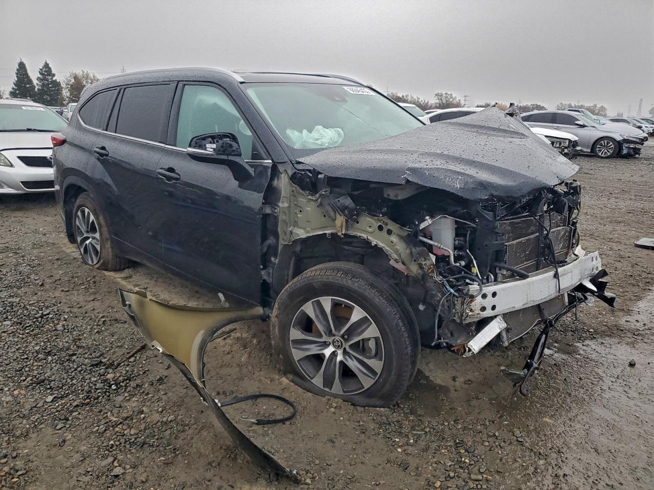 2022 Toyota Highlander Hybrid Xle - Image 4