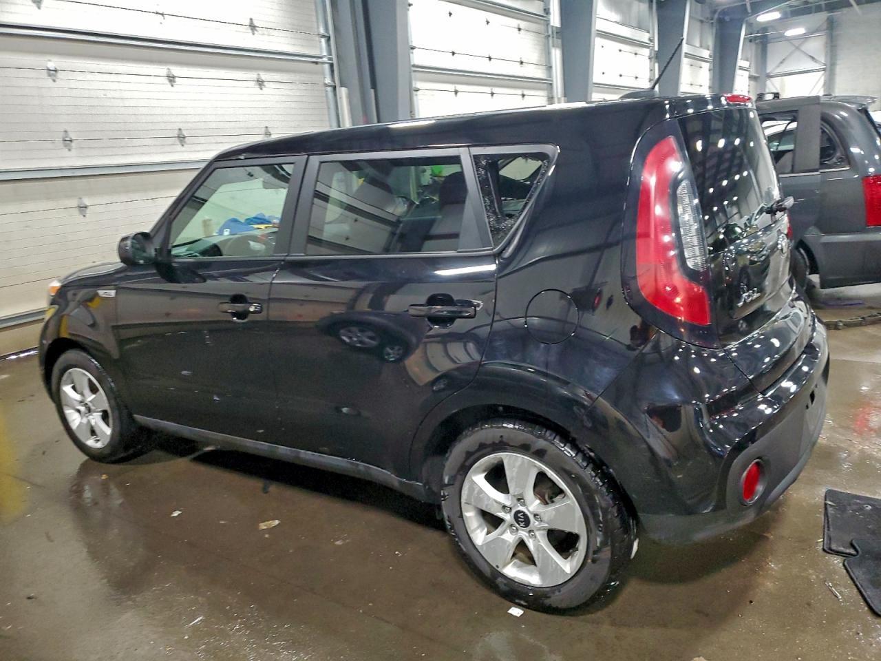 2017 Kia Soul - Image 2