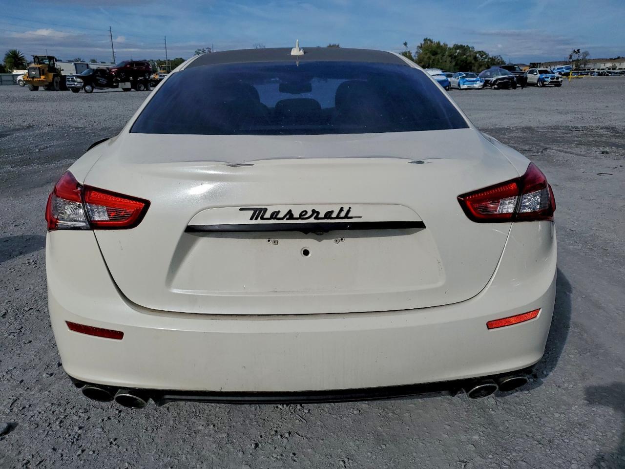 2016 Maserati Ghibli S - Image 6