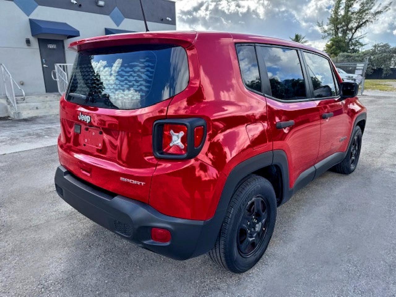 2020 Jeep Renegade Sport - Image 3